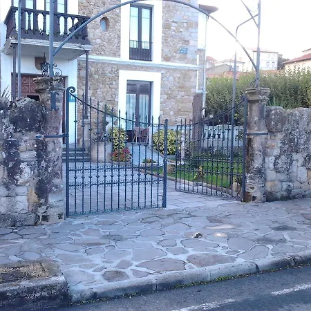 Hotel Luzon 2*