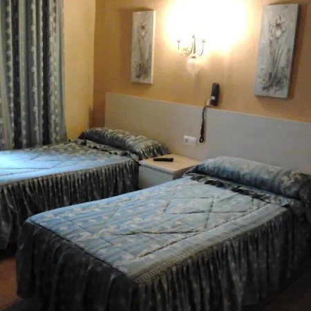 Luzon Hotel 2*