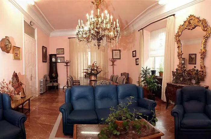 Luzon San Vicente De La Barquera