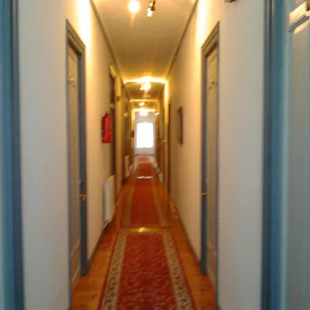 Luzon San Vicente De La Barquera