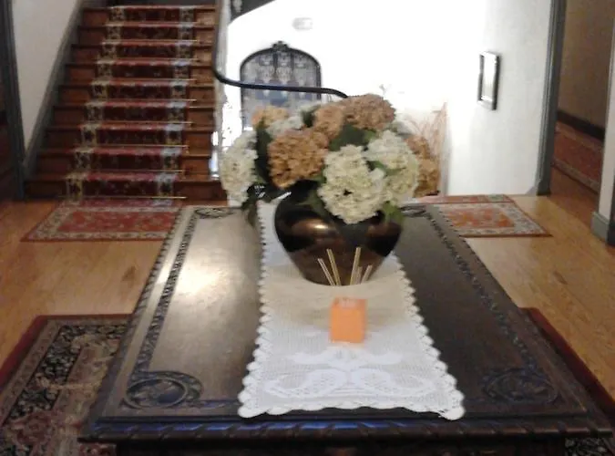 Luzon San Vicente De La Barquera